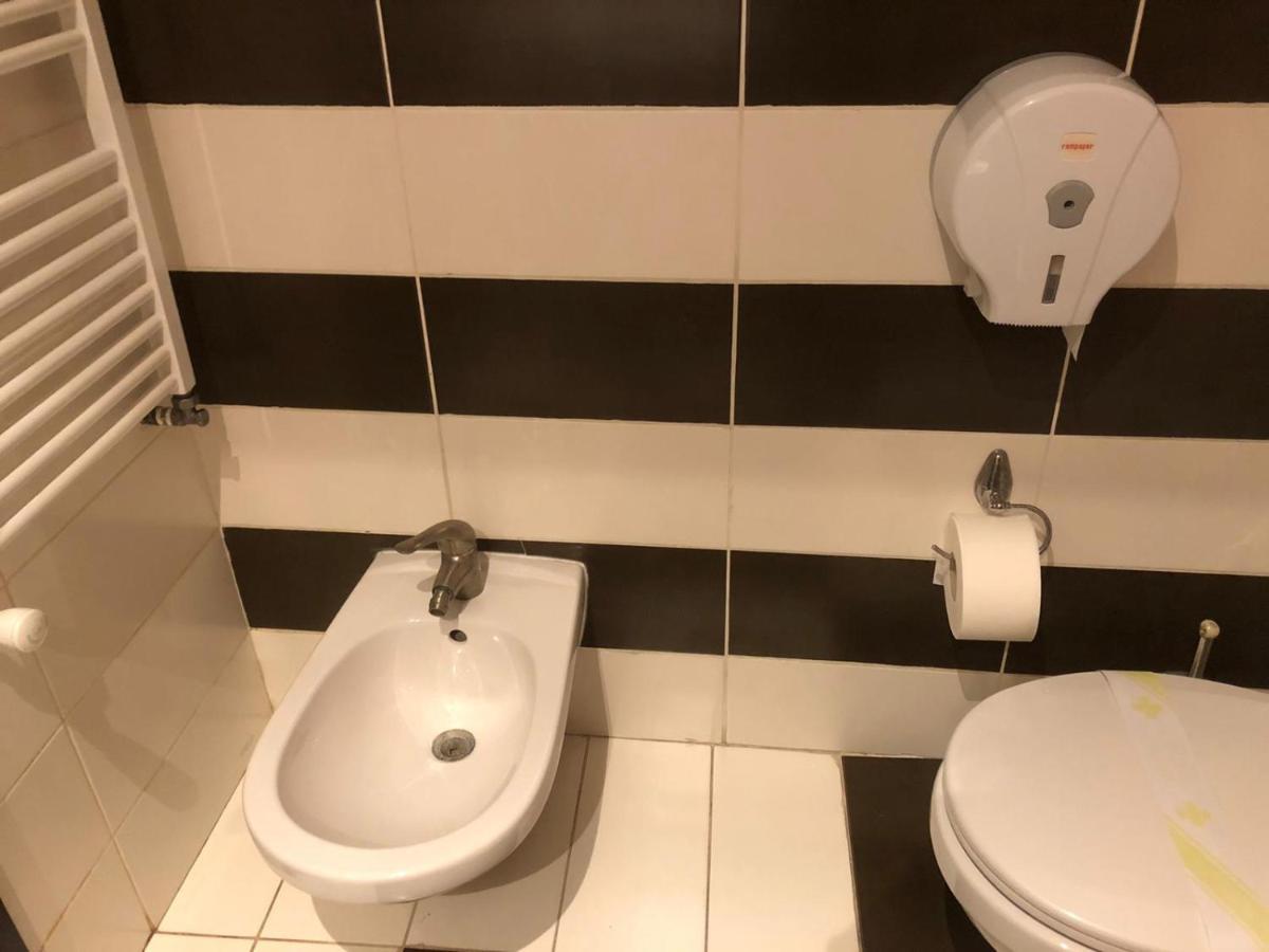Hotel Aqua Thermal Spa Május 1. üdülő Kültér fotó