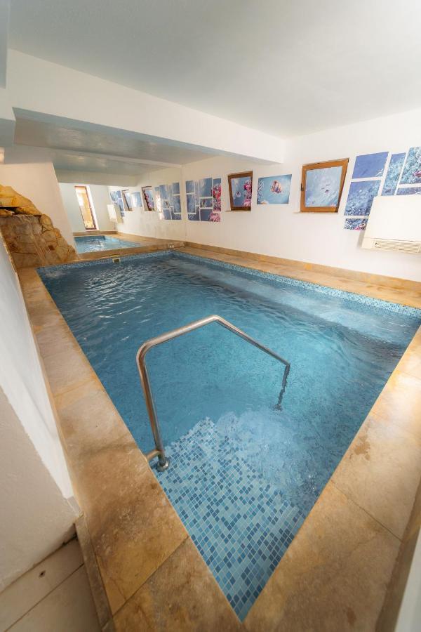 Hotel Aqua Thermal Spa Május 1. üdülő Kültér fotó